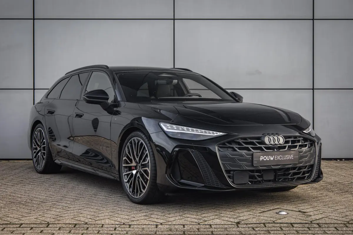 2.0 e-hybrid 367pk quattro S edition Competition | Luchtvering | HUD | Trekhaak | Stoelventilatie | B&O Audio | S6 Sierstukken