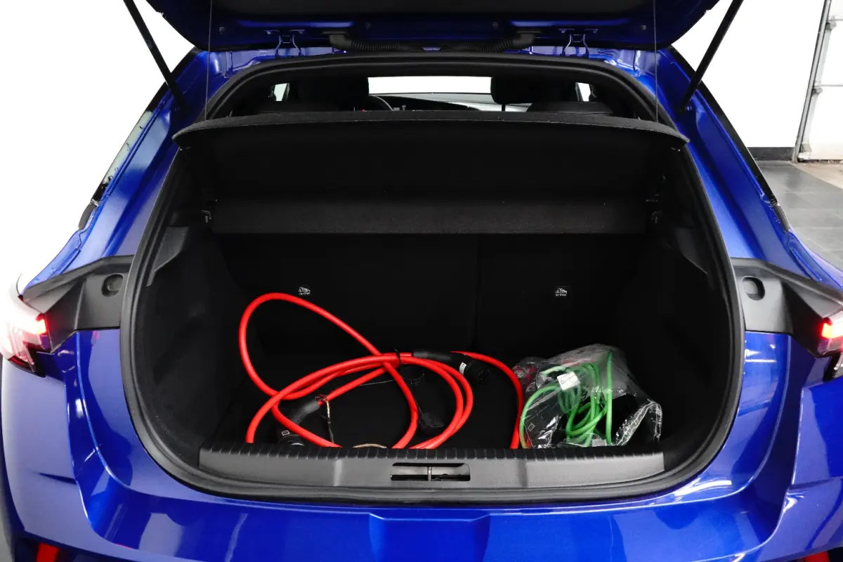 GS 54 kWh | Navi | Camera | stuurverw. | LMV 18"| Parkeersens. V+A | AD. Cruise control | Zwarte Hemel |
