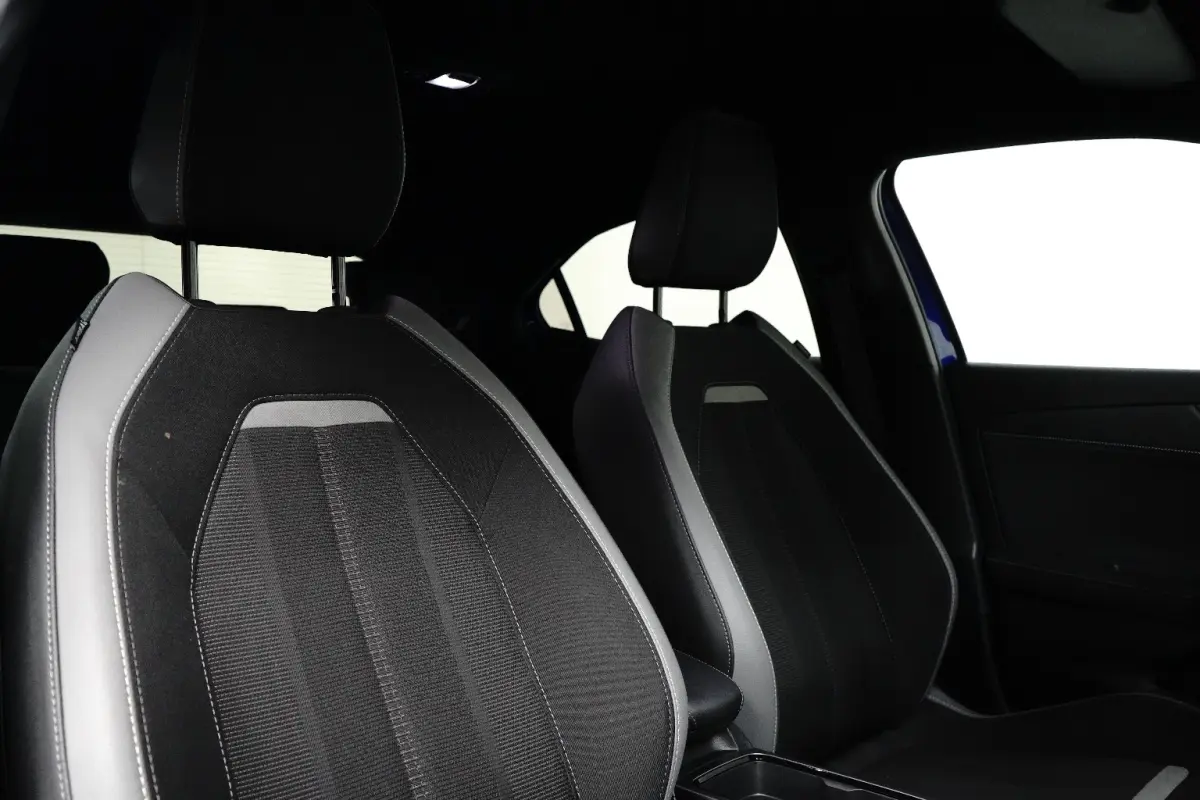 GS 54 kWh | Navi | Camera | stuurverw. | LMV 18"| Parkeersens. V+A | AD. Cruise control | Zwarte Hemel |