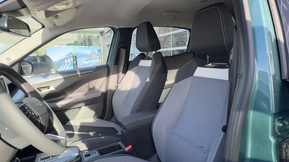 1.2 Turbo Hybrid GS | NL auto | Stoel + Stuur verwarming | Draadloze telefoon lader | Cruise | Apple Carplay / Android Auto | LMV |