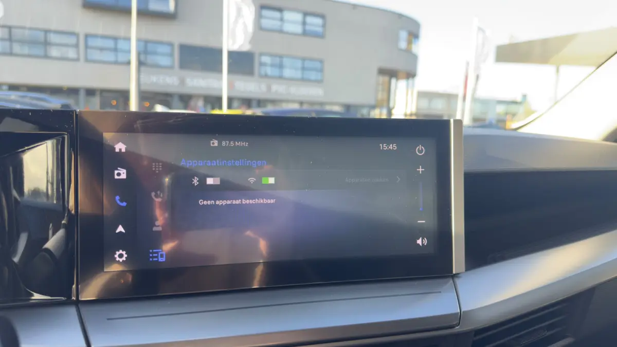1.2 Turbo Hybrid GS | NL auto | Stoel + Stuur verwarming | Draadloze telefoon lader | Cruise | Apple Carplay / Android Auto | LMV |