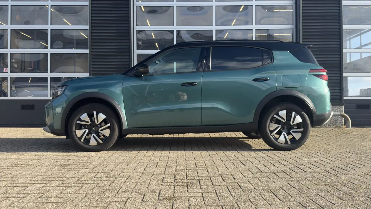 1.2 Turbo Hybrid GS | NL auto | Stoel + Stuur verwarming | Draadloze telefoon lader | Cruise | Apple Carplay / Android Auto | LMV |