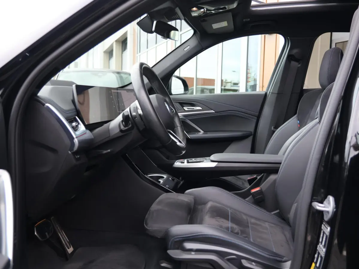 xDrive30e M-sport | Panoramadak | SOH 97,5% | 360° Camera