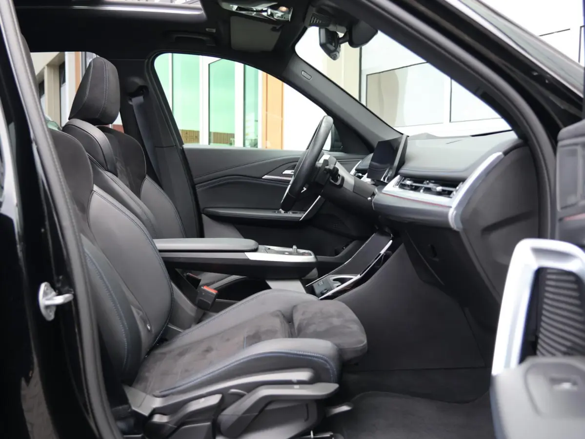 xDrive30e M-sport | Panoramadak | SOH 97,5% | 360° Camera