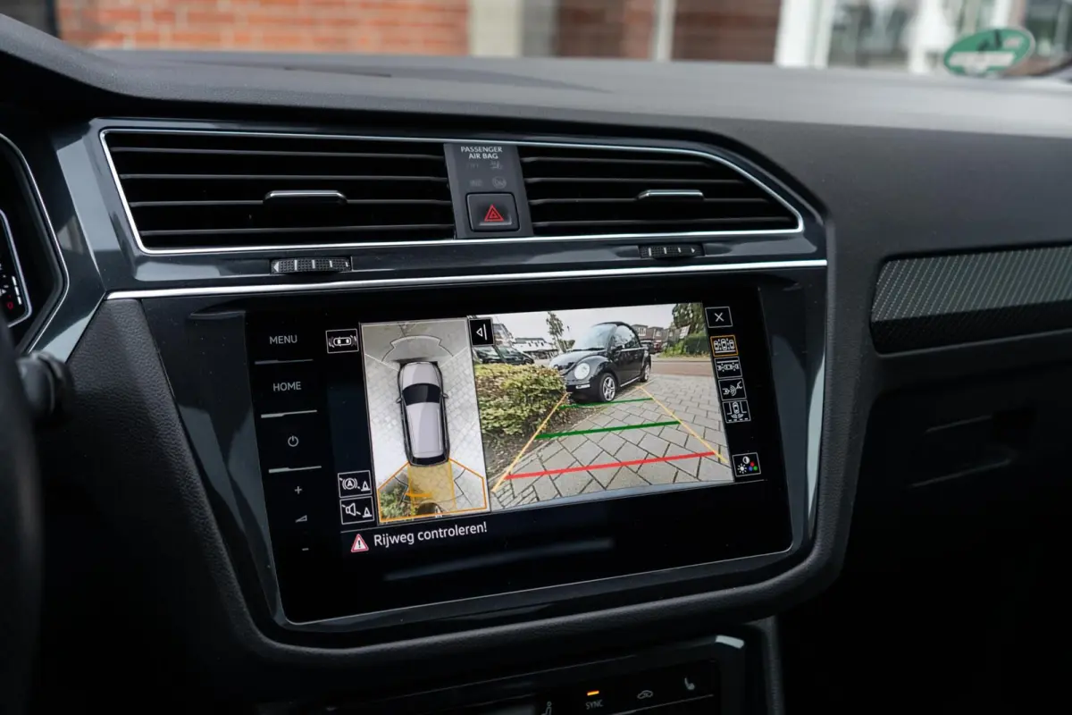 1.4 TSI eHybrid R-Line Pano / Trekhaak / 360