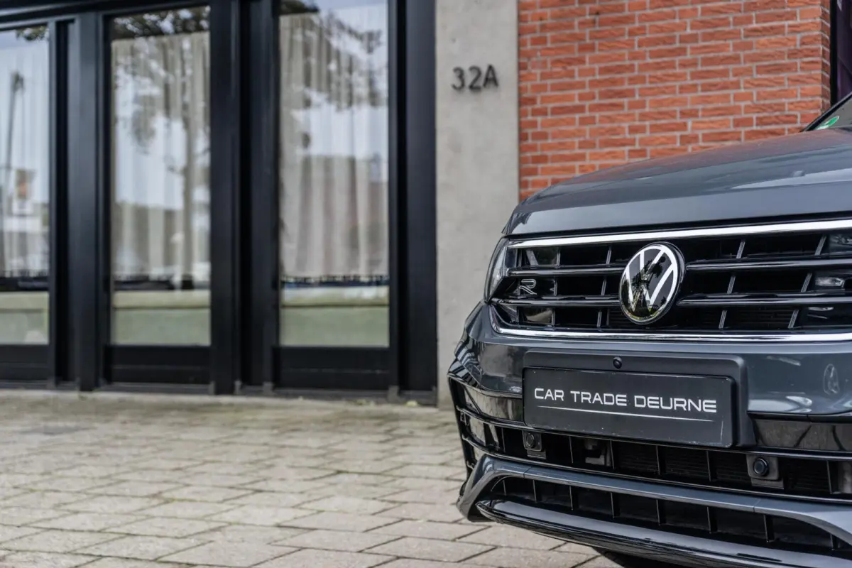 1.4 TSI eHybrid R-Line Pano / Trekhaak / 360