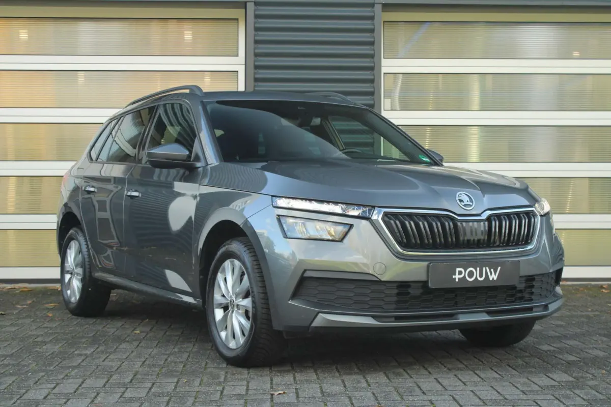 1.0 TSI 110pk Sport Business | Trekhaak Wegklapbaar | Cruise Control | Climate Control | All Season Banden | Parkeersensoren