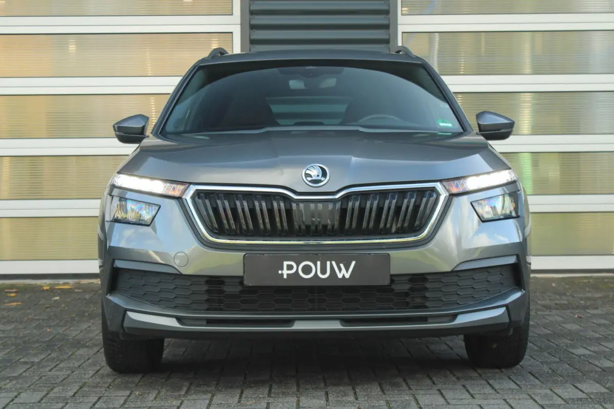 1.0 TSI 110pk Sport Business | Trekhaak Wegklapbaar | Cruise Control | Climate Control | All Season Banden | Parkeersensoren