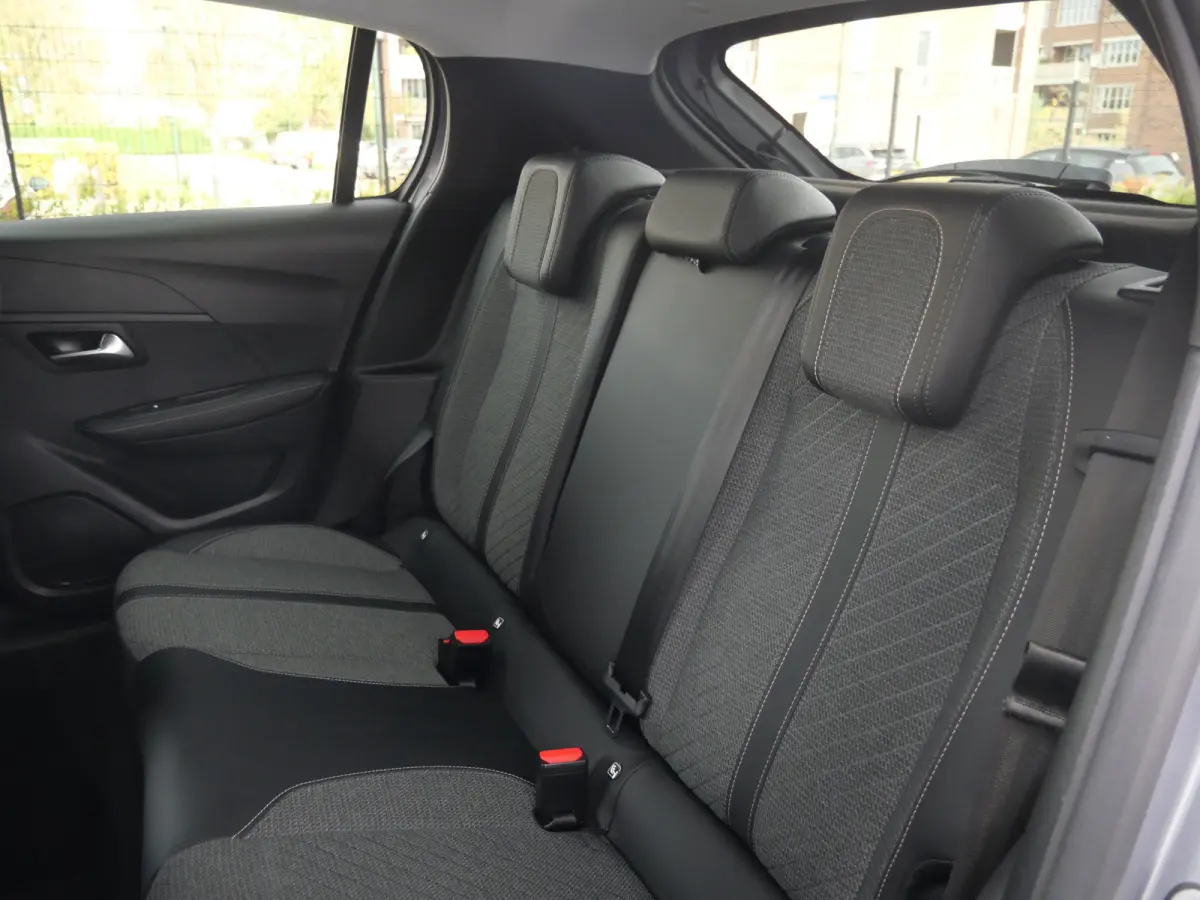 EV Allure 51 kWh 157 Pk Automaat DAB / Apple Carplay / PDC / SOH 98,6 %