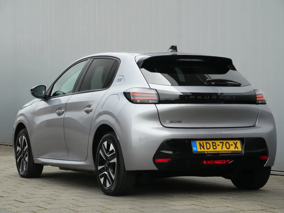EV Allure 51 kWh 157 Pk Automaat DAB / Apple Carplay / PDC / SOH 98,6 %