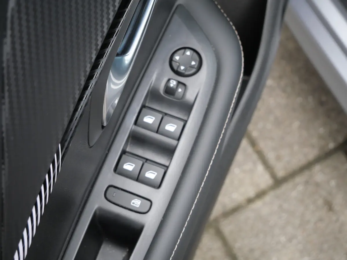 EV Allure 51 kWh 157 Pk Automaat DAB / Apple Carplay / PDC / SOH 98,6 %