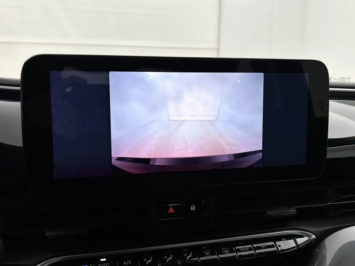 Passion 42 kWh | PDC V+A | Camera | Apple Carplay/Android Auto |