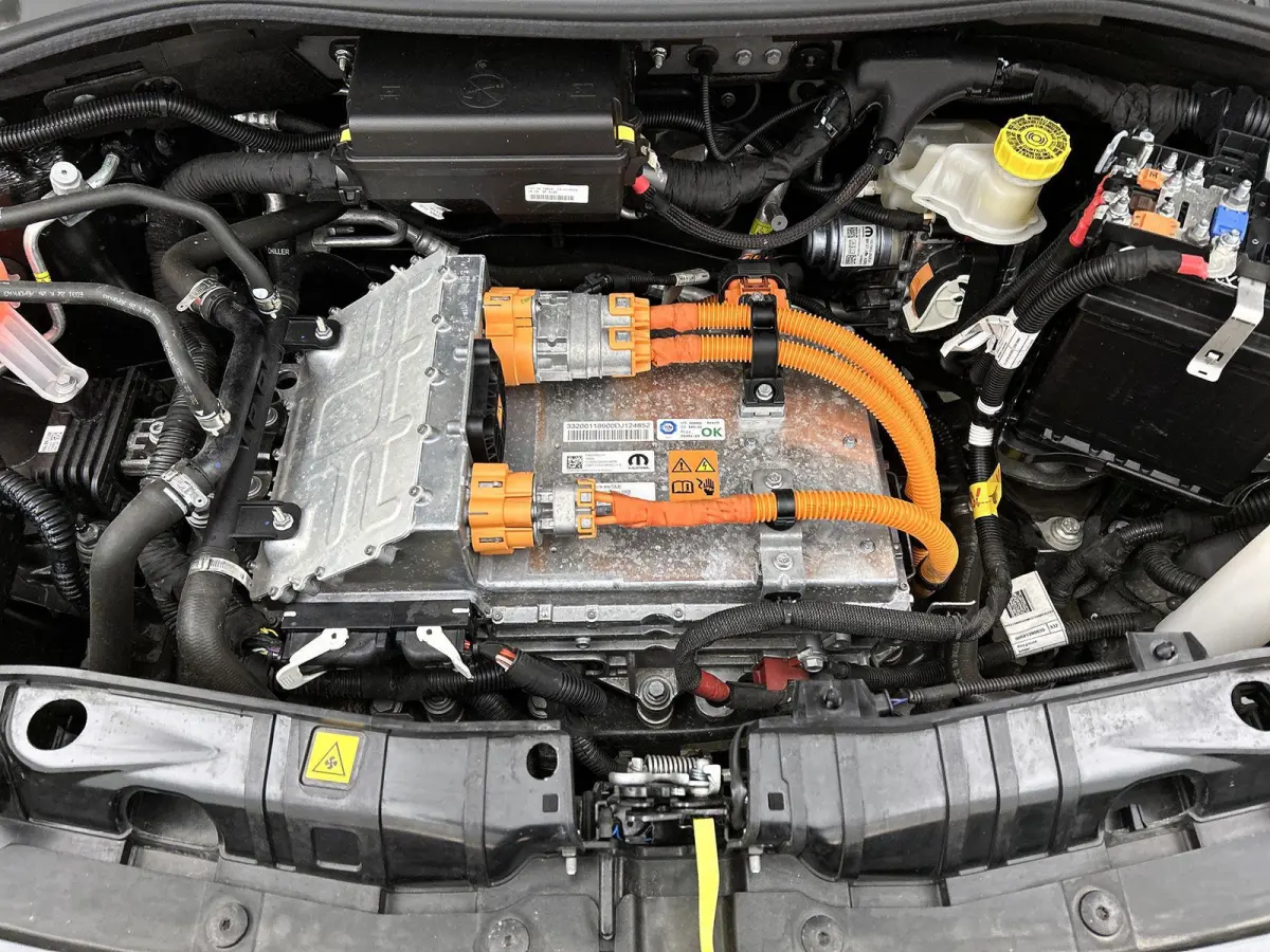 Passion 42 kWh | PDC V+A | Camera | Apple Carplay/Android Auto |