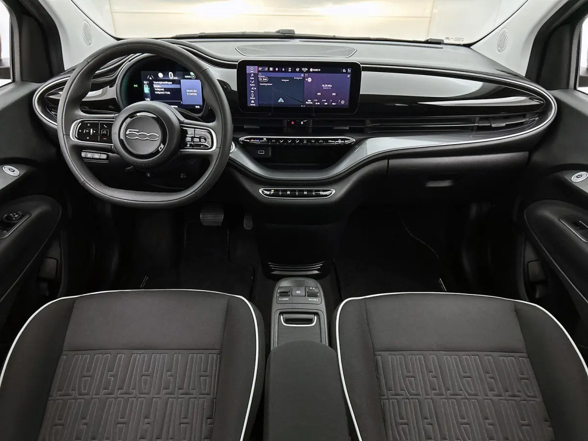 Passion 42 kWh | PDC V+A | Camera | Apple Carplay/Android Auto |