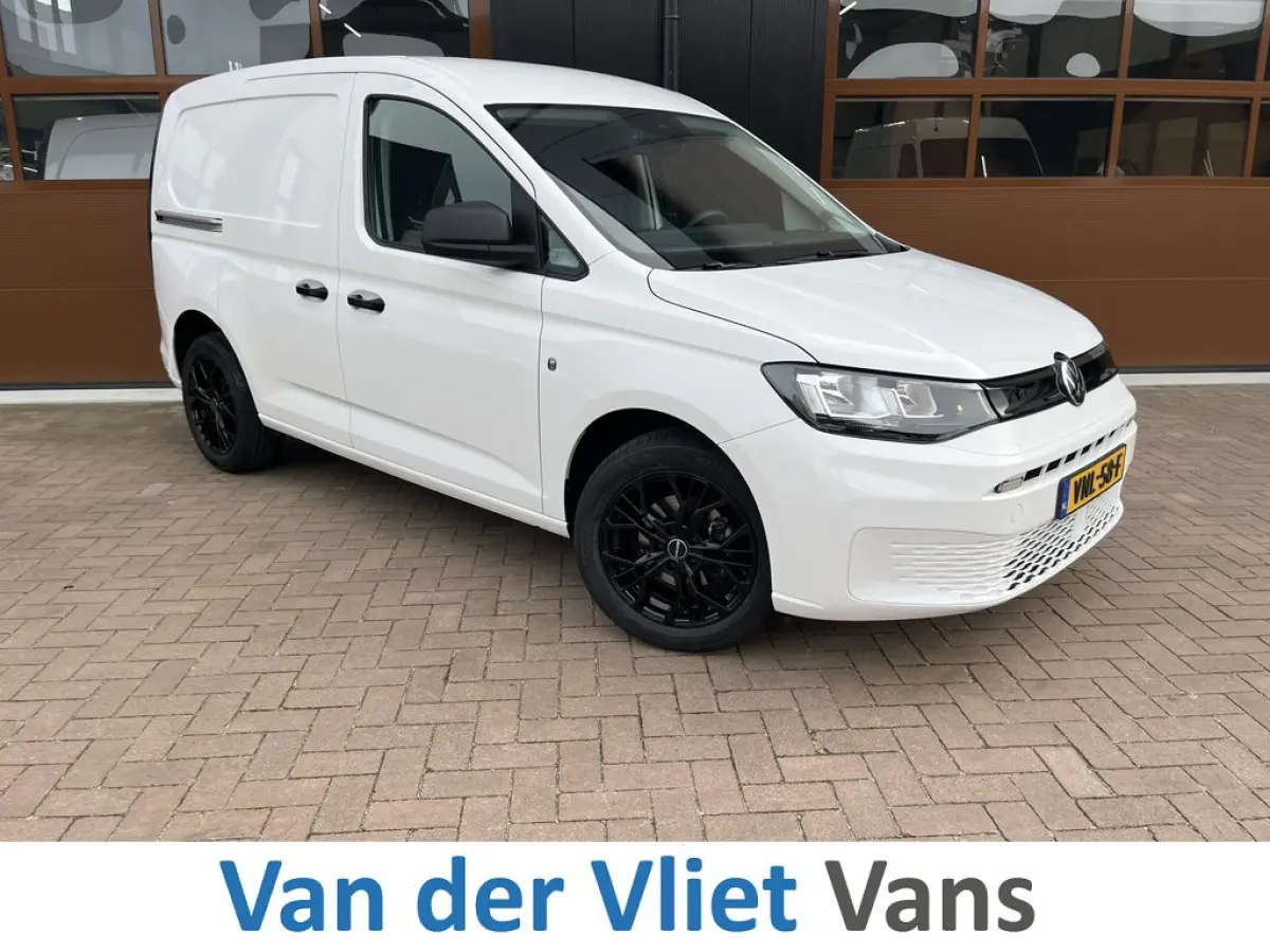 2.0 TDI 102pk Comfort Lease €253p/m, Airco, Navi, Carplay, PDC, 17 inch LMV