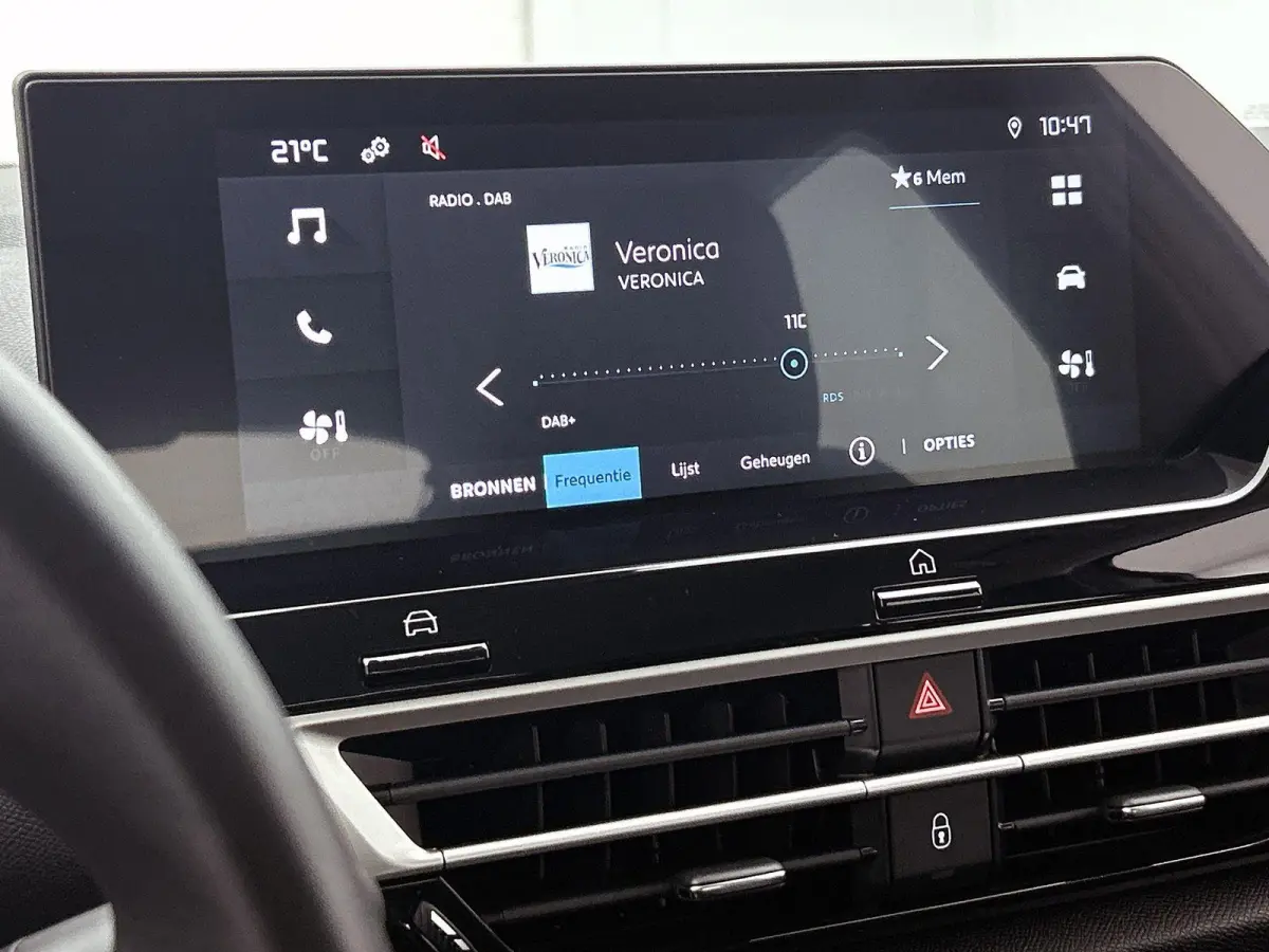 You 136pk 50 kWh Automaat ACCU 97% | Apple Carplay/Android Auto | Climate Control | Cruise Control | Camera | FASE 3 | 16"LMV | Parkeersensoren | Warmtepomp |