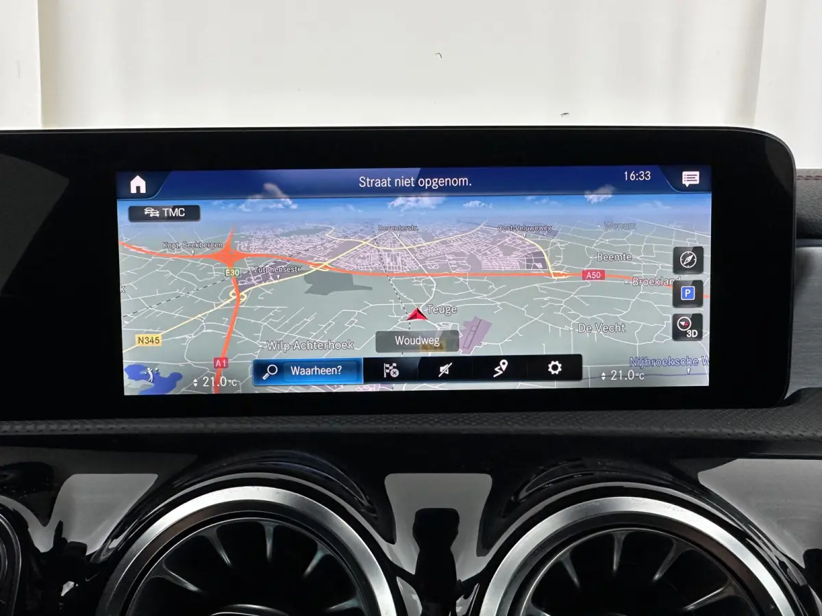 200 Business Solution AMG (INCL.BTW) Aut. *LEATHER-MICROFIBRE | FULL-LED | HEATED-SPORTSEATS | AMBIENT-LIGHT | DIGI-COCKPIT | DAB+ | NAVI-FULLMAP | CAMERA | PRIVACYGLASS | SHIFTPADDLES | 18'