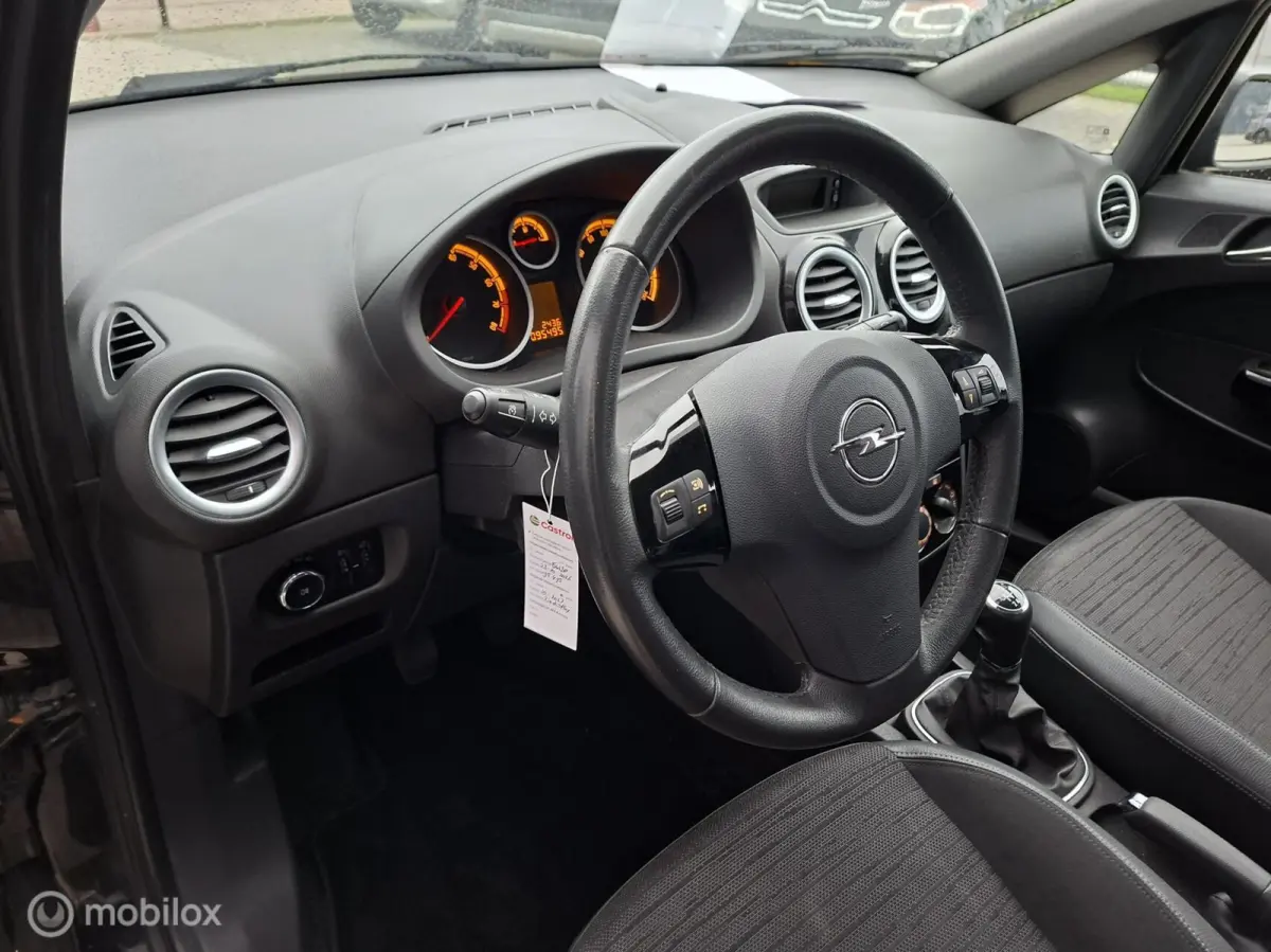 1.2 Turbo 120 Jaar Edition AUTOMAAT