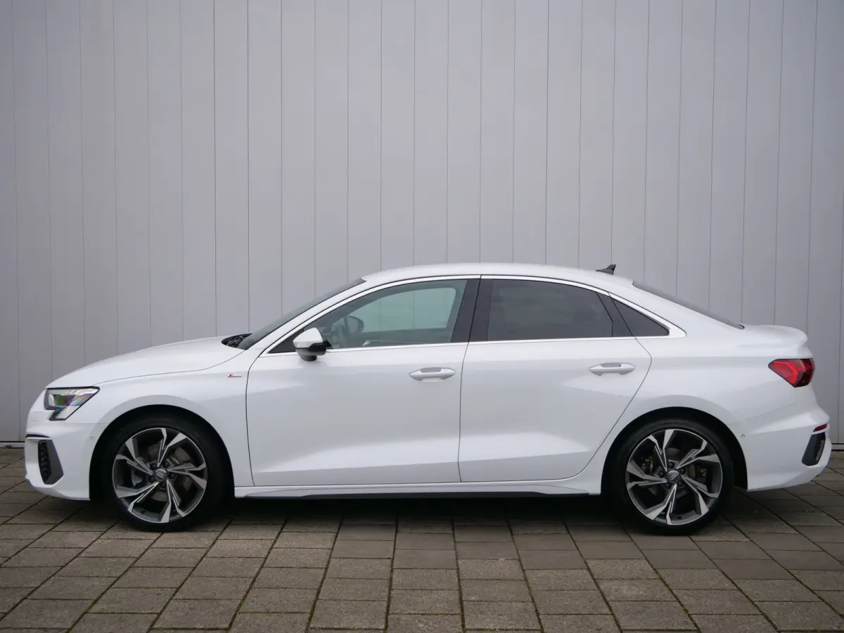 35 TFSI S edition 150 Pk Automaat Navi / DAB / Apple Carplay / Camera