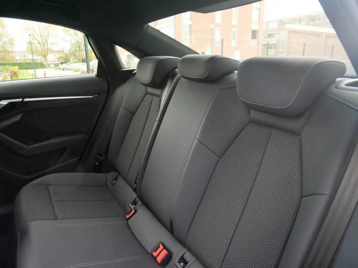 35 TFSI S edition 150 Pk Automaat Navi / DAB / Apple Carplay / Camera