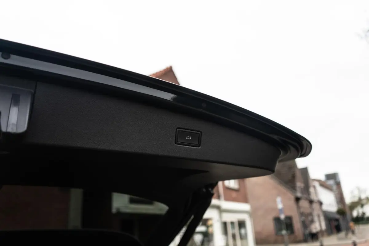 1.5 TSI R-Line Pano / Trekhaak / Camera