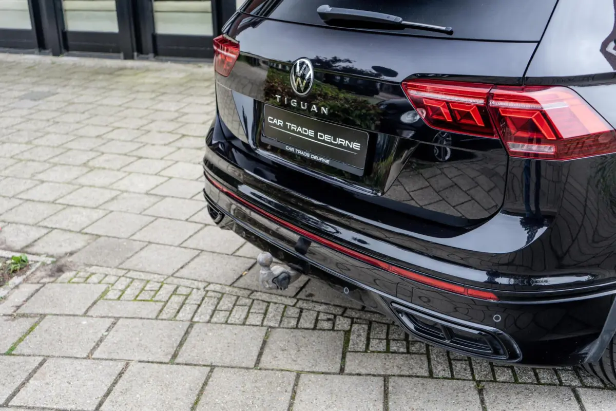 1.5 TSI R-Line Pano / Trekhaak / Camera