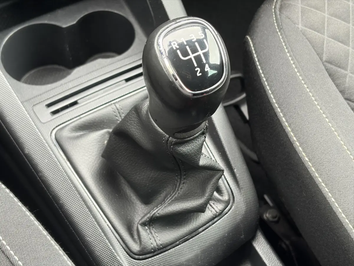 1.0 TSI Drive ✓2e Eigenaar✓D-riem vv in 2023✓Navi✓Clima✓Cruise✓Pdc✓Lm velgen✓4 Elekt Ramen✓N.A.P✓Apk tot 08-2027