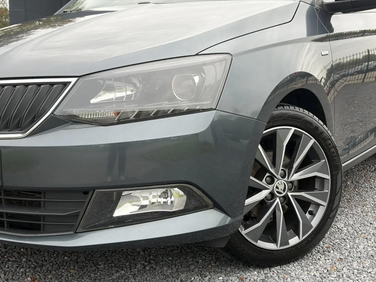 1.0 TSI Drive ✓2e Eigenaar✓D-riem vv in 2023✓Navi✓Clima✓Cruise✓Pdc✓Lm velgen✓4 Elekt Ramen✓N.A.P✓Apk tot 08-2027
