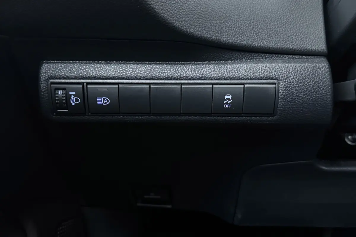 1.8 Hybrid Dynamic | CarPlay | Org. NL | Adapt. Cruise | Stoelverwarming | Camera | Keyless |