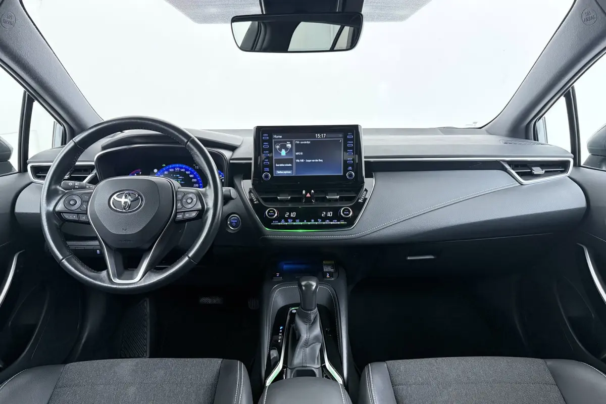 1.8 Hybrid Dynamic | CarPlay | Org. NL | Adapt. Cruise | Stoelverwarming | Camera | Keyless |
