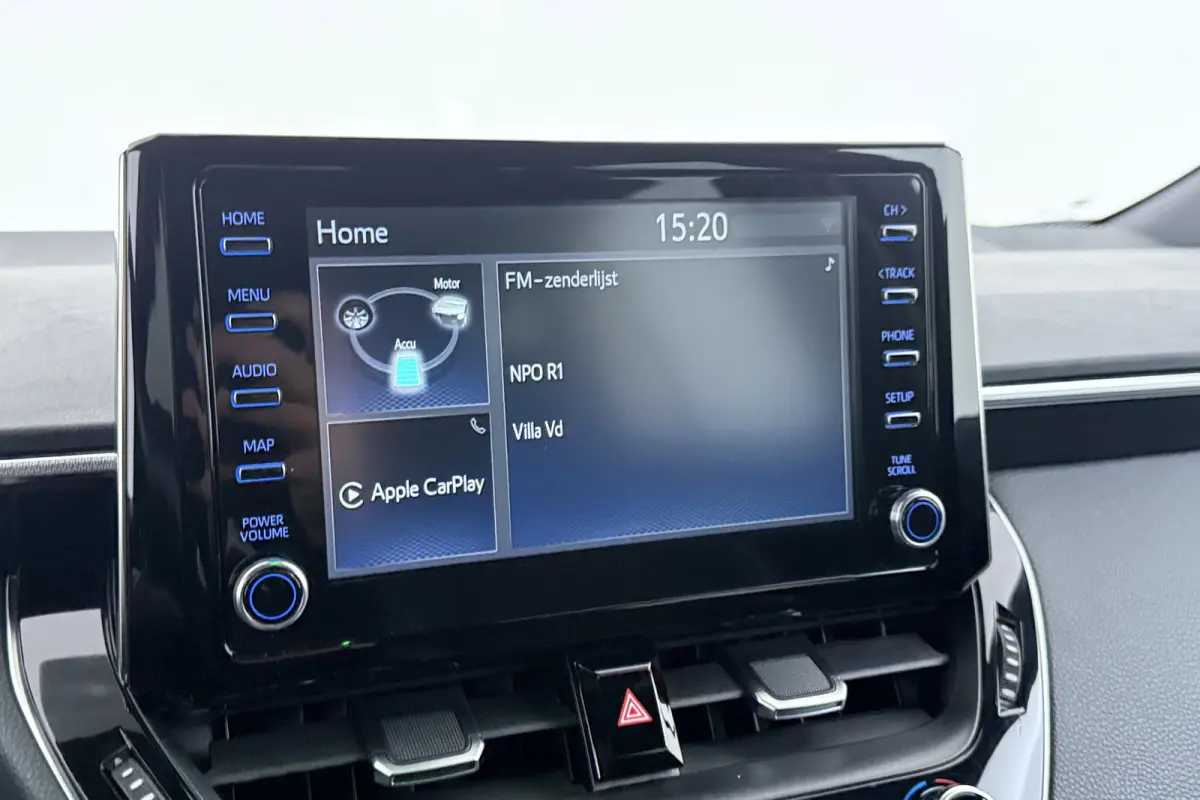 1.8 Hybrid Dynamic | CarPlay | Org. NL | Adapt. Cruise | Stoelverwarming | Camera | Keyless |