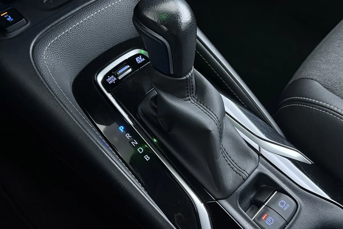 1.8 Hybrid Dynamic | CarPlay | Org. NL | Adapt. Cruise | Stoelverwarming | Camera | Keyless |