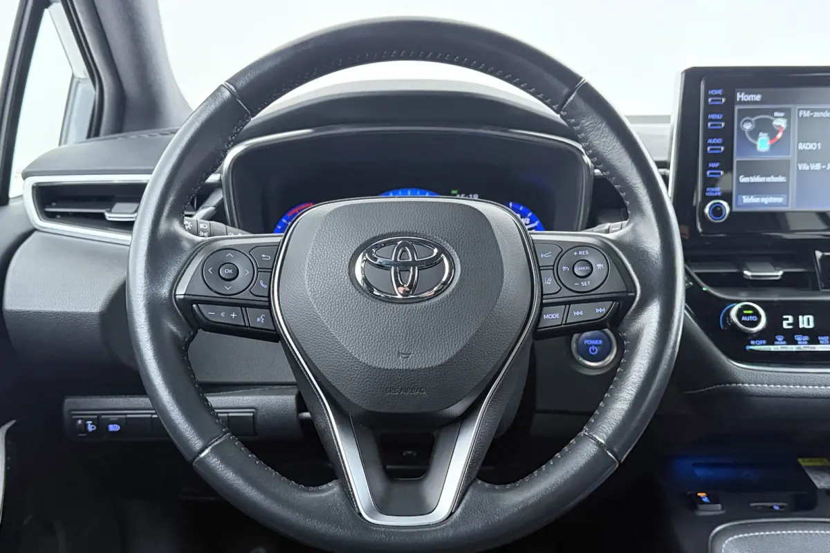 1.8 Hybrid Dynamic | CarPlay | Org. NL | Adapt. Cruise | Stoelverwarming | Camera | Keyless |