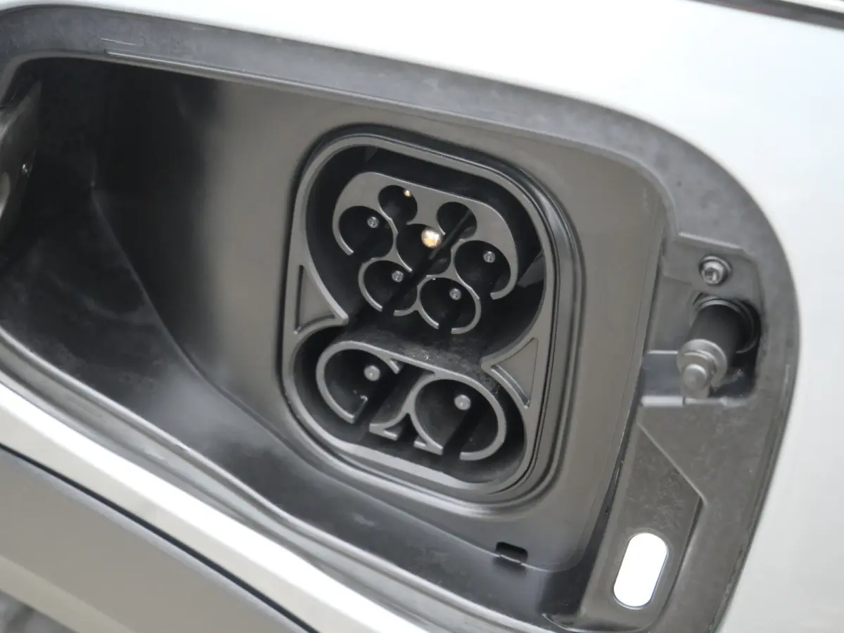 1.5 TSI PHEV Sportline Business 204 Pk Automaat Navi / DAB / Apple Carplay / Stoelverwarming / Camera