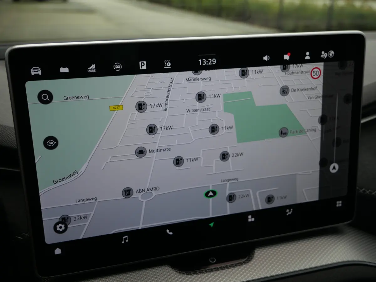 1.5 TSI PHEV Sportline Business 204 Pk Automaat Navi / DAB / Apple Carplay / Stoelverwarming / Camera