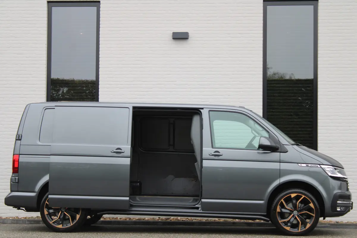 2.0 TDI Automaat / Bulli / Lang / 75 edition / Leer / Vol Opties / Nette Staat