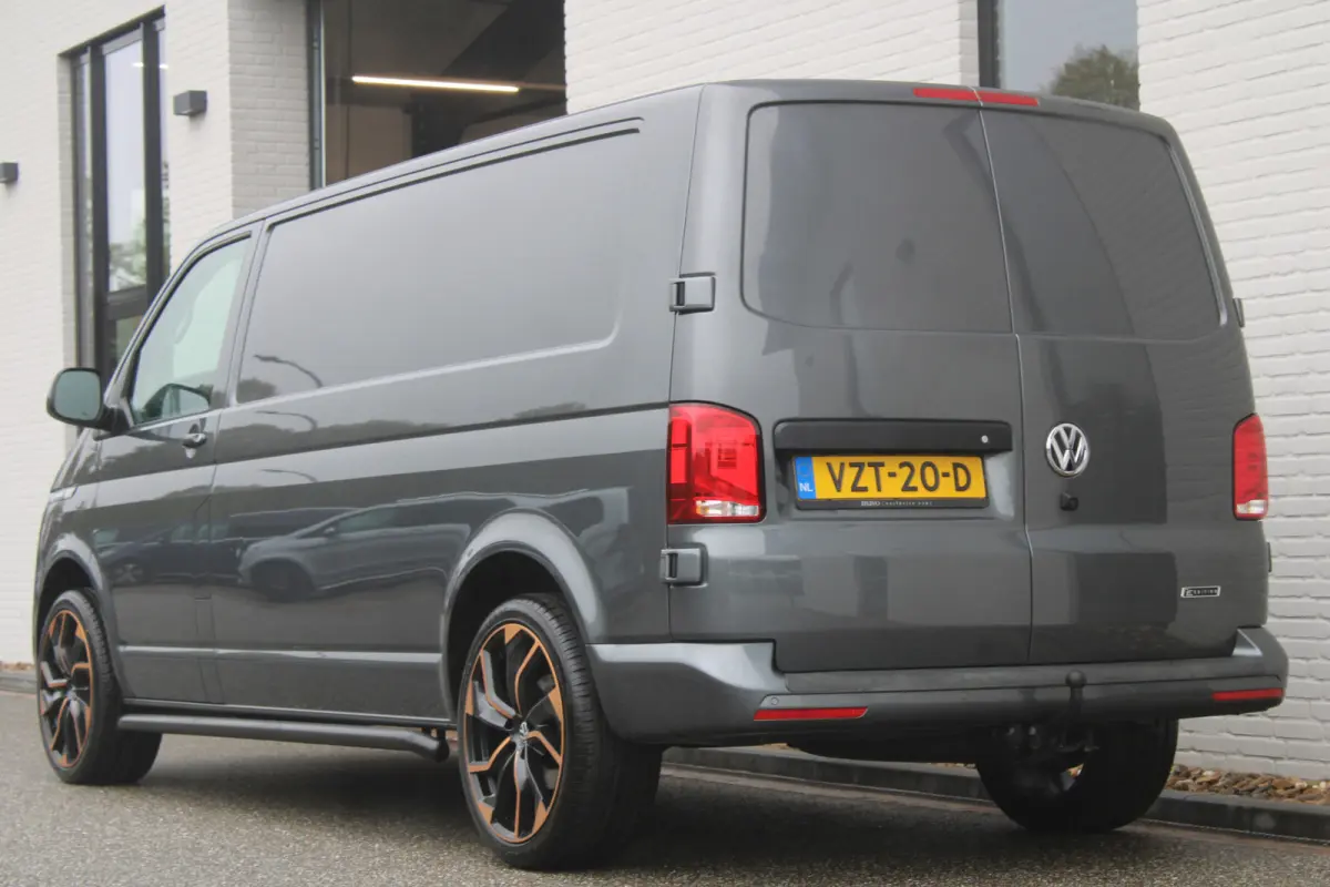 2.0 TDI Automaat / Bulli / Lang / 75 edition / Leer / Vol Opties / Nette Staat