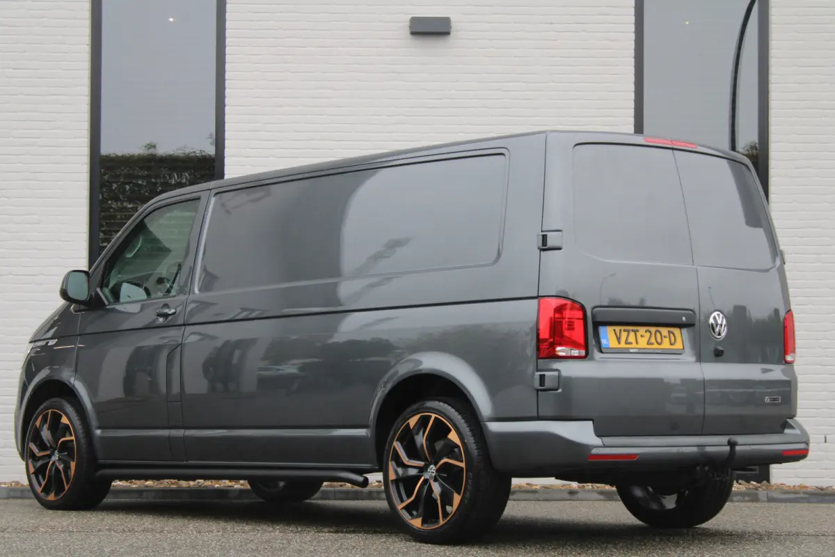 2.0 TDI Automaat / Bulli / Lang / 75 edition / Leer / Vol Opties / Nette Staat