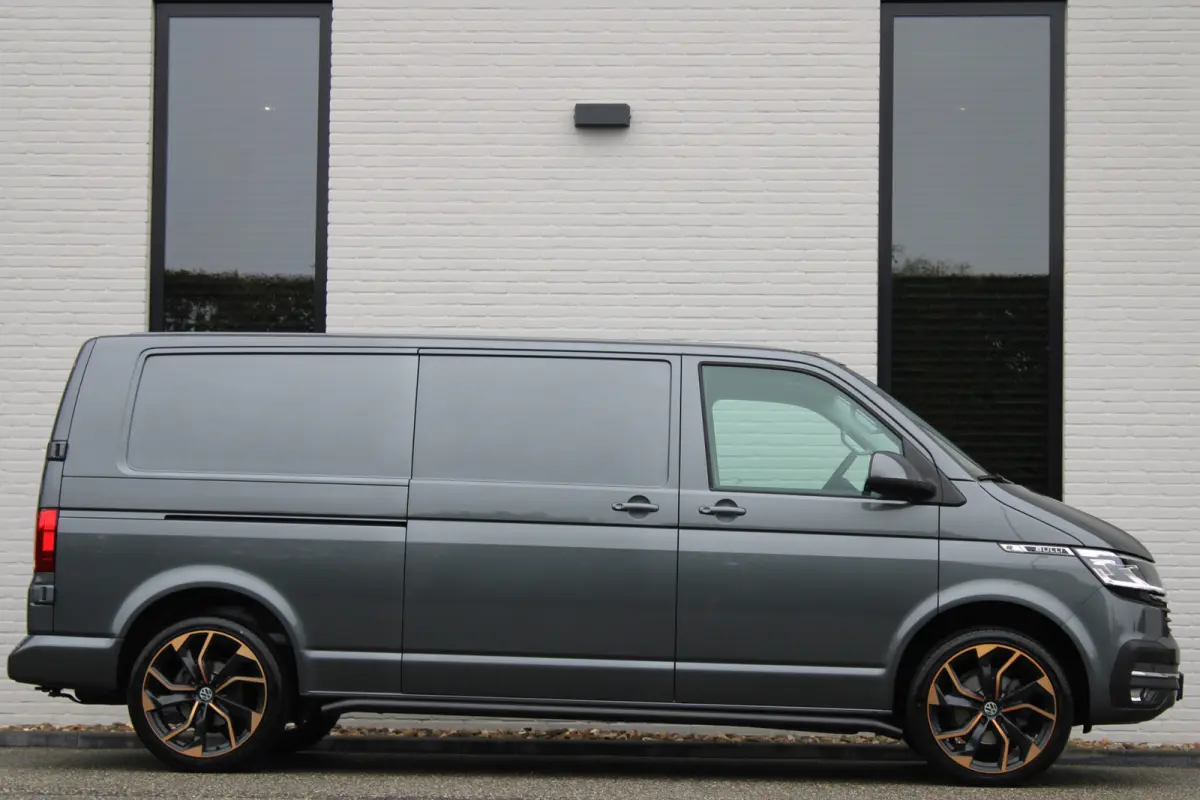 2.0 TDI Automaat / Bulli / Lang / 75 edition / Leer / Vol Opties / Nette Staat