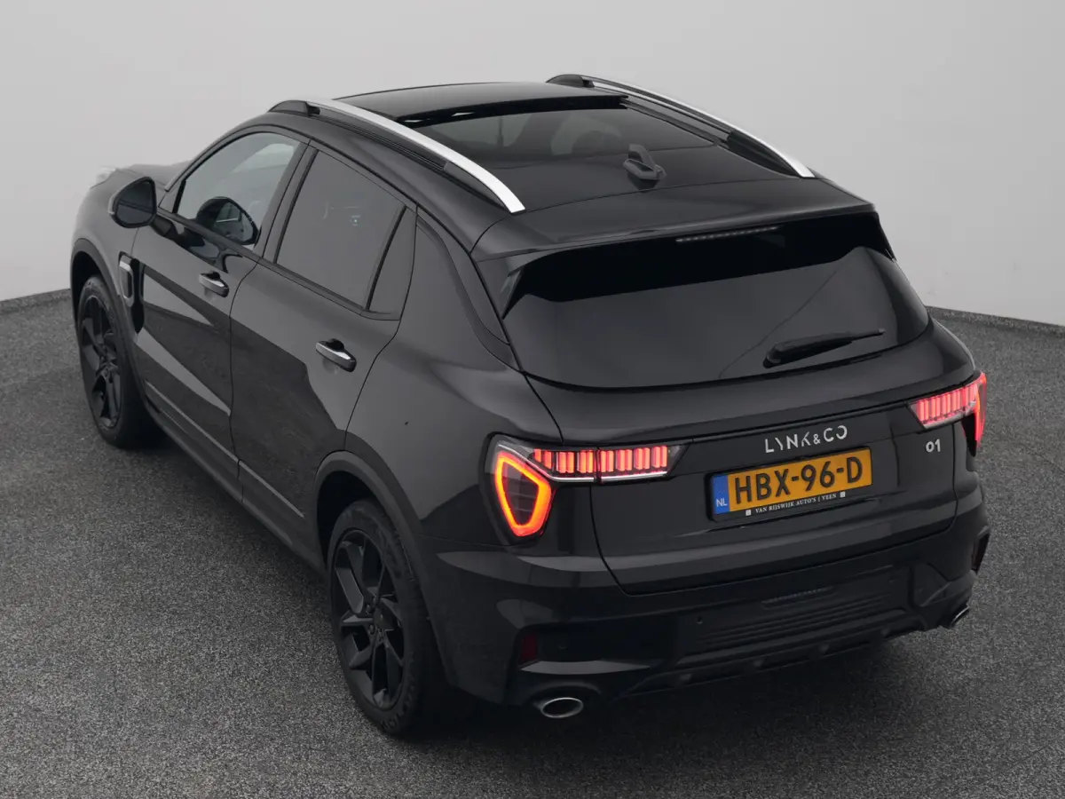 1.5 Plug-in Hybrid | 360° | BLACK | ZWARTE HEMEL | STUURVERWARMING | NLD AUTO