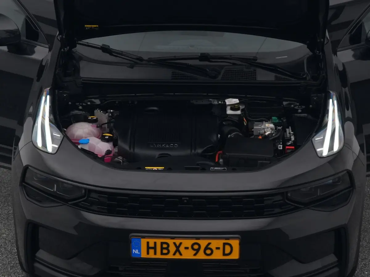 1.5 Plug-in Hybrid | 360° | BLACK | ZWARTE HEMEL | STUURVERWARMING | NLD AUTO