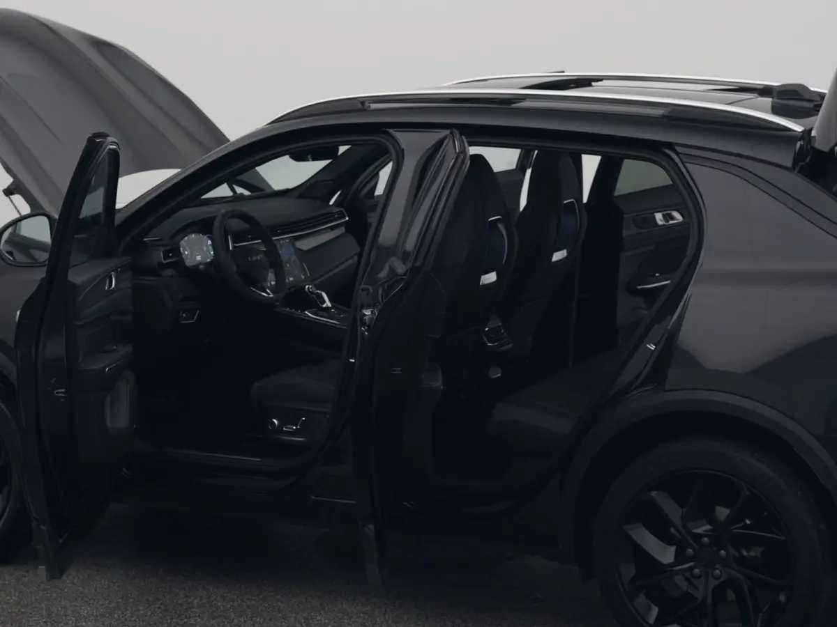 1.5 Plug-in Hybrid | 360° | BLACK | ZWARTE HEMEL | STUURVERWARMING | NLD AUTO
