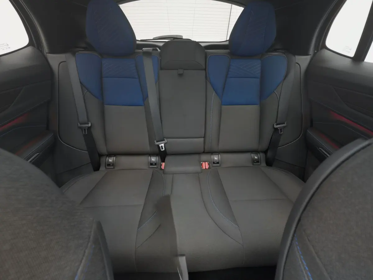 1.5 Plug-in Hybrid | 360° | BLACK | ZWARTE HEMEL | NLD AUTO