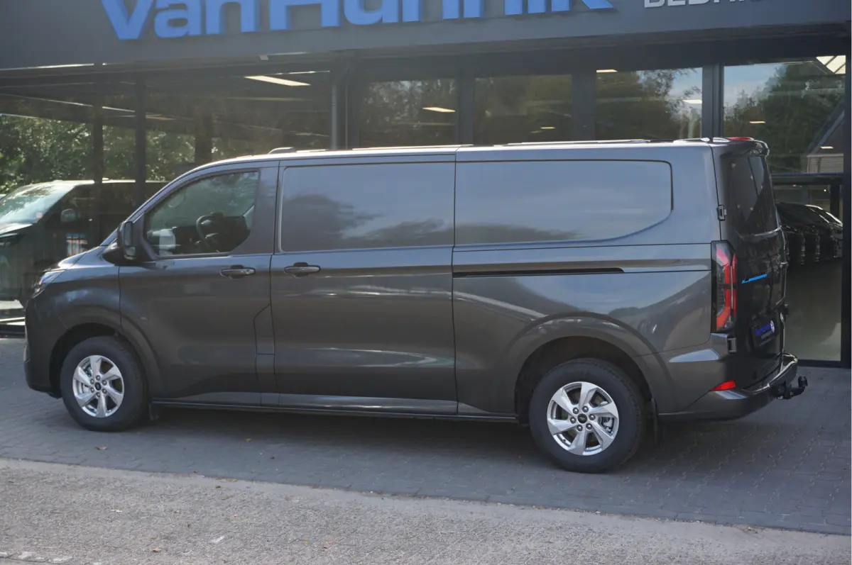 340L 218PK 71KWH AWD Limited Elektrisch AUT BPM VRIJ!! Apple CP/Android A, LED, Trekhaak, 2x Schuifdeur!! NR. EC51