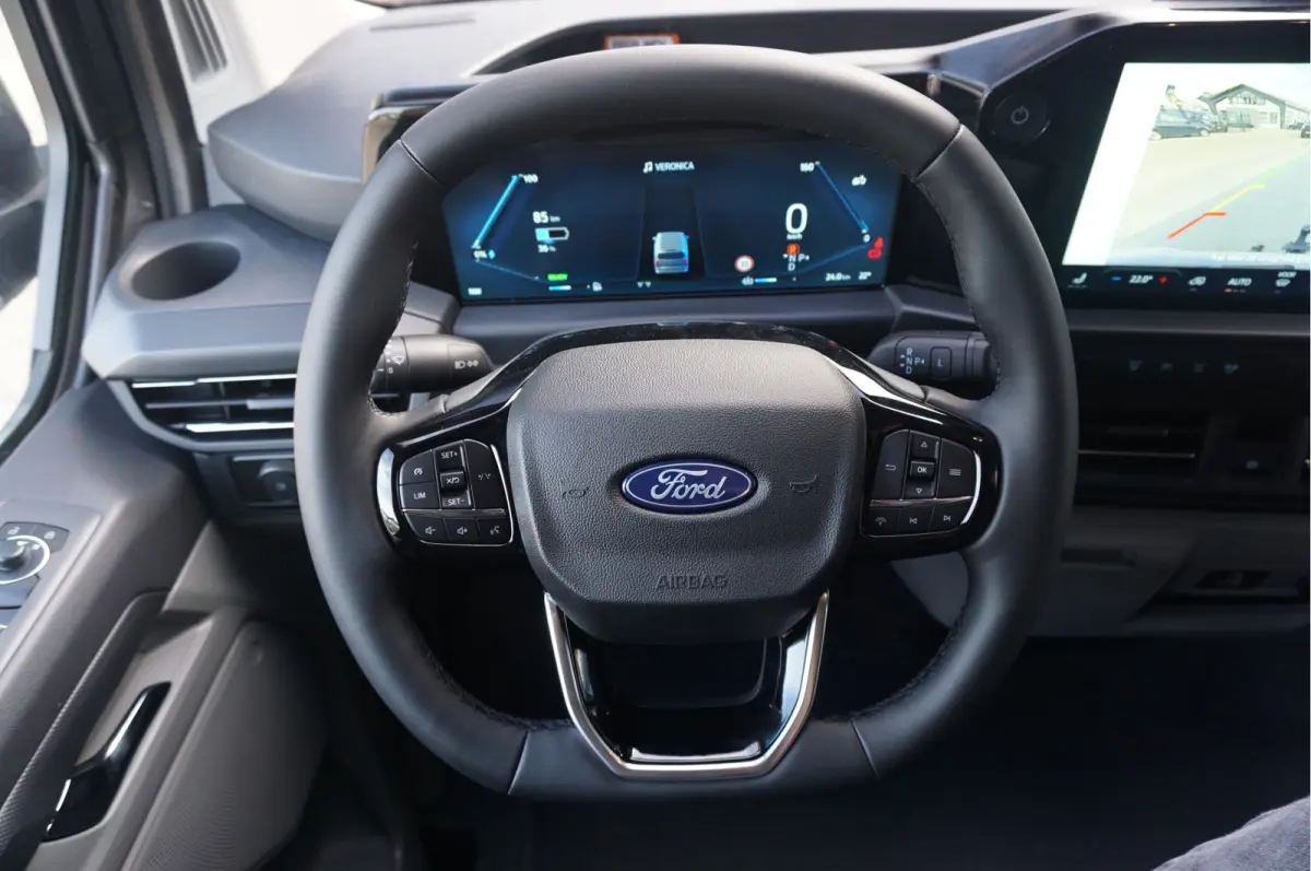 340L 218PK 71KWH AWD Limited Elektrisch AUT BPM VRIJ!! Apple CP/Android A, LED, Trekhaak, 2x Schuifdeur!! NR. EC51