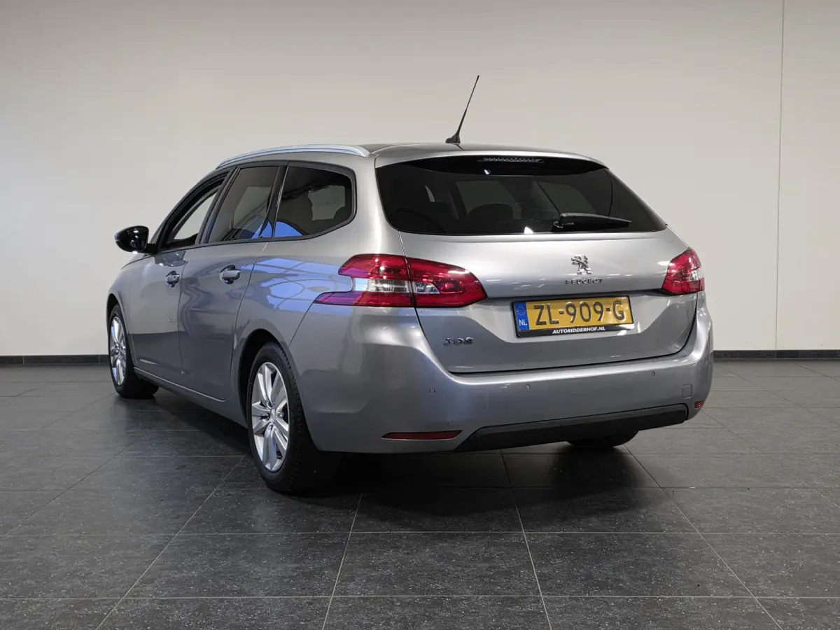 1.2 PureTech Blue Lease Executive | NL-Auto | 100% Onderhouden | Pano |
