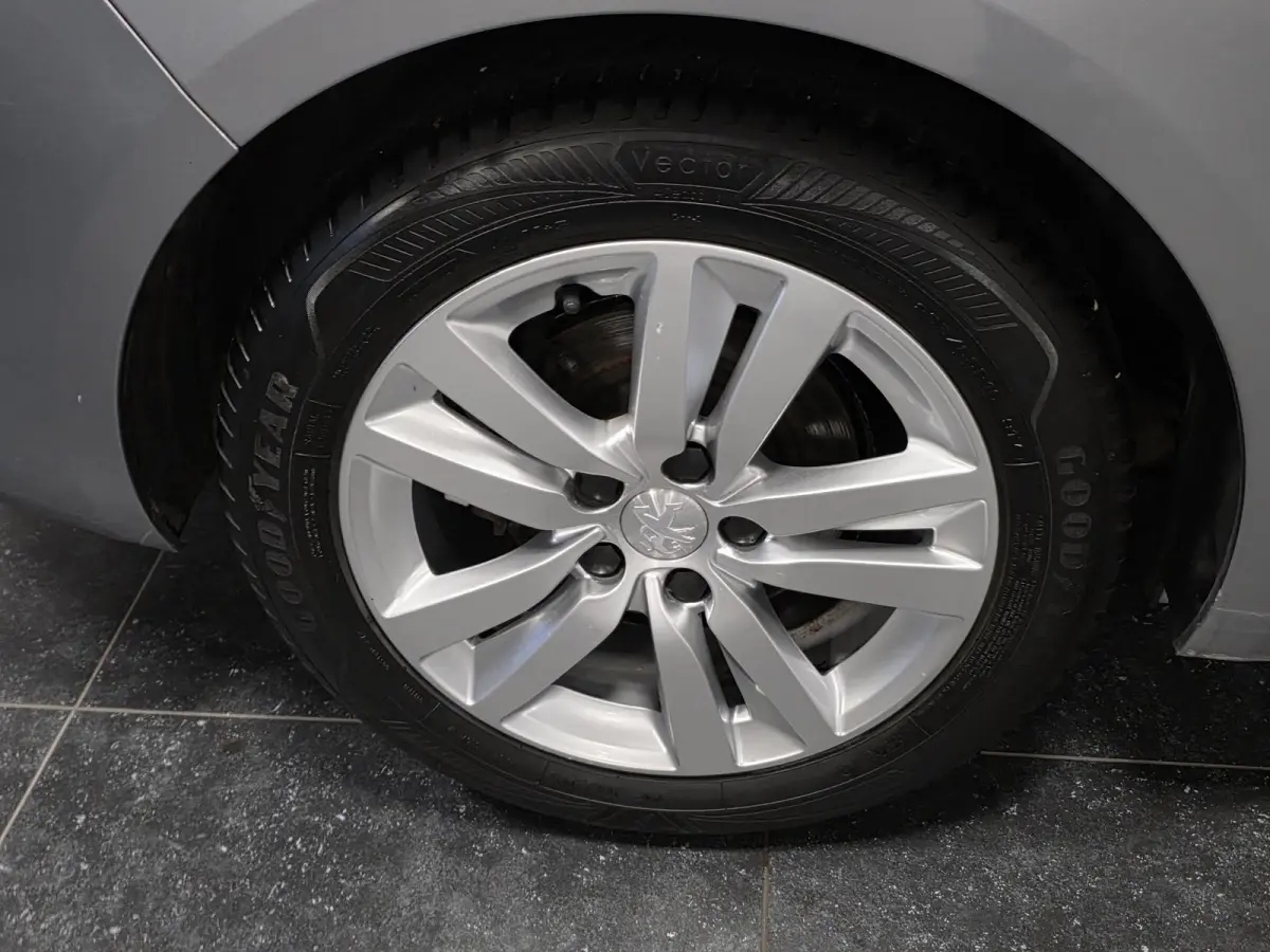 1.2 PureTech Blue Lease Executive | NL-Auto | 100% Onderhouden | Pano |