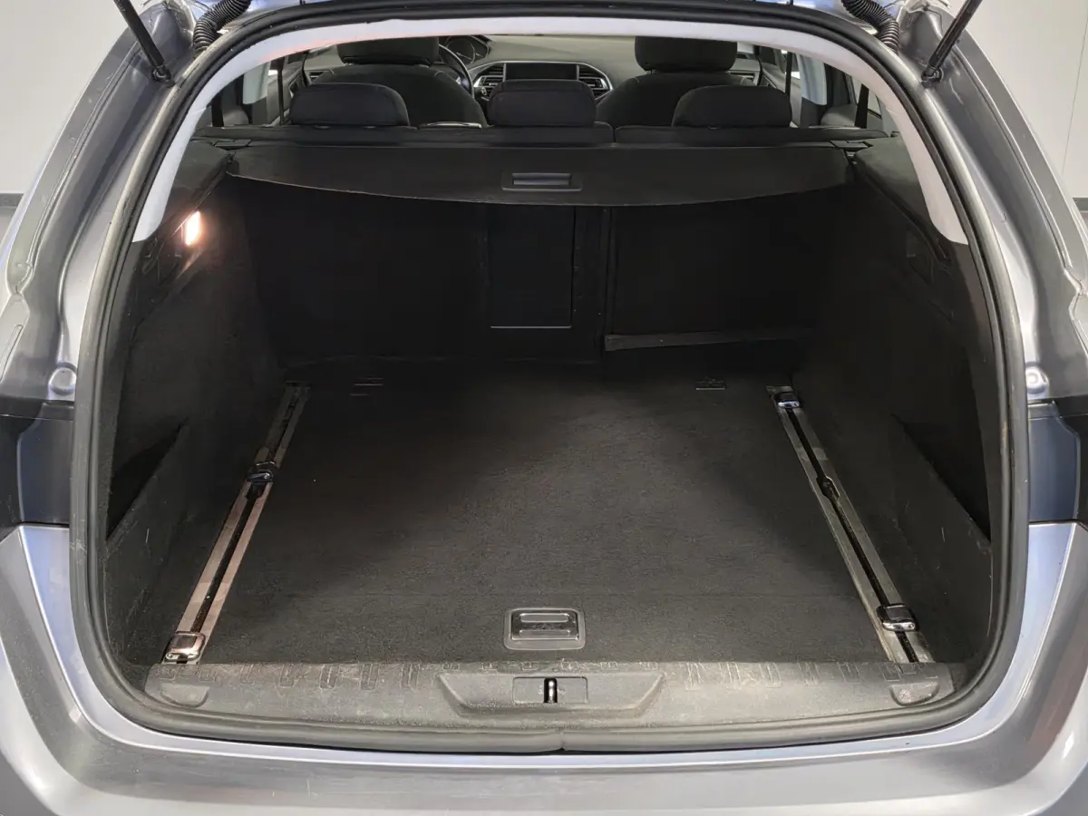 1.2 PureTech Blue Lease Executive | NL-Auto | 100% Onderhouden | Pano |