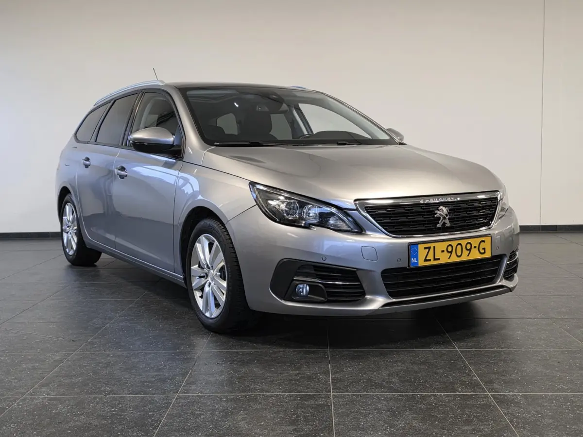 1.2 PureTech Blue Lease Executive | NL-Auto | 100% Onderhouden | Pano |