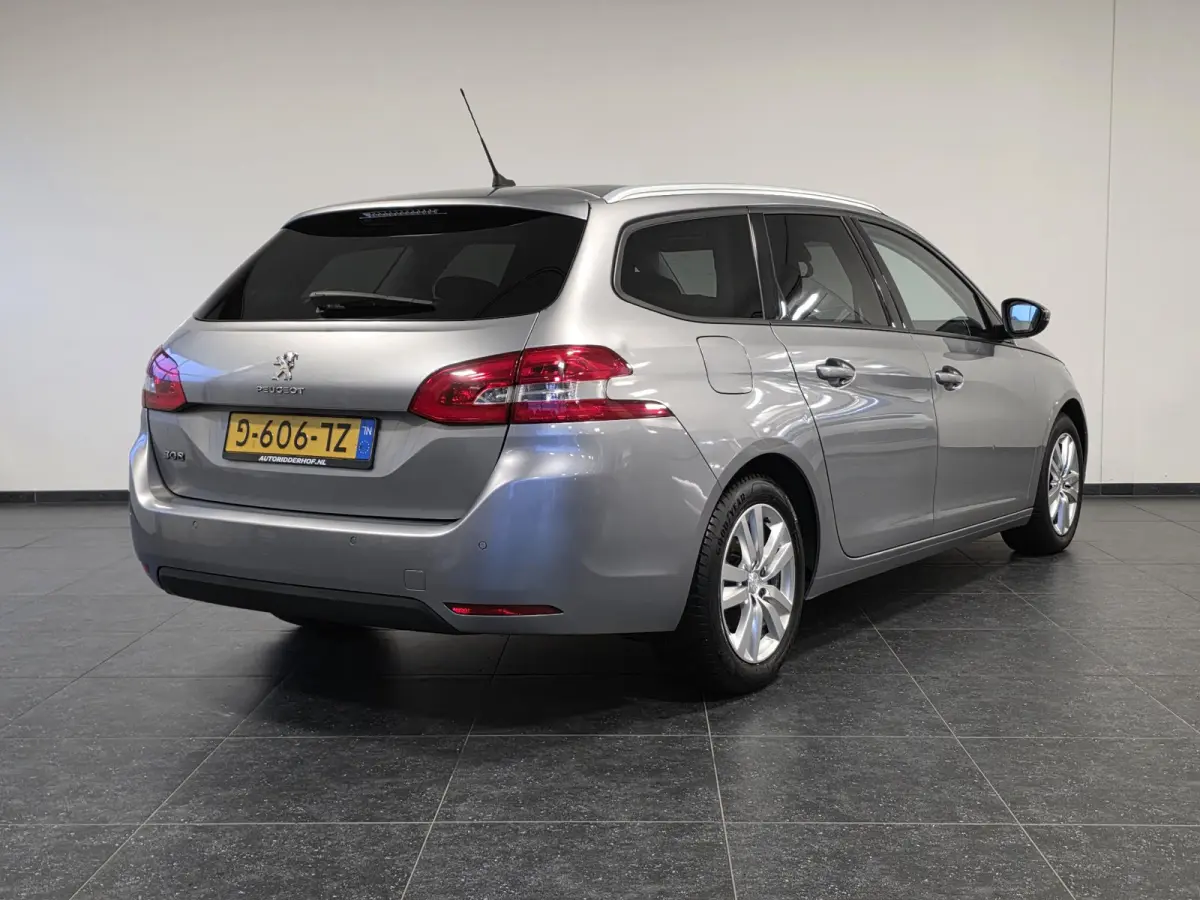 1.2 PureTech Blue Lease Executive | NL-Auto | 100% Onderhouden | Pano |
